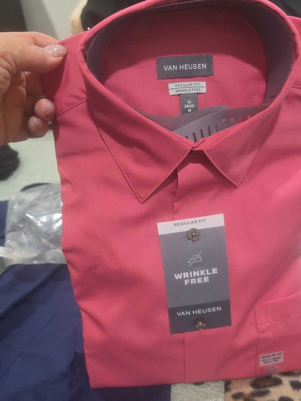 Van Heusen Men’s Red Regular Fit Dress Shirt - Picture 2 of 4